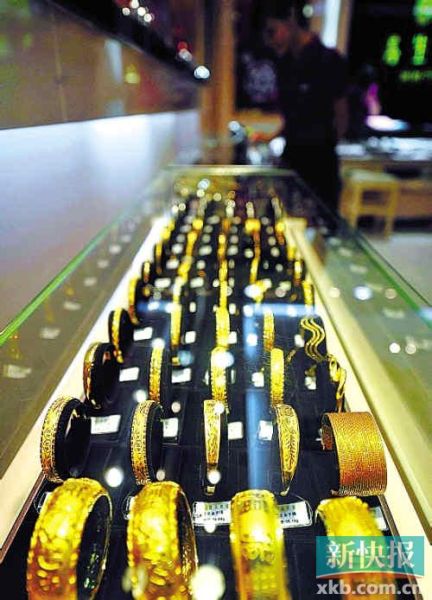 ■节后金饰品价格重新站上400元/克关口。