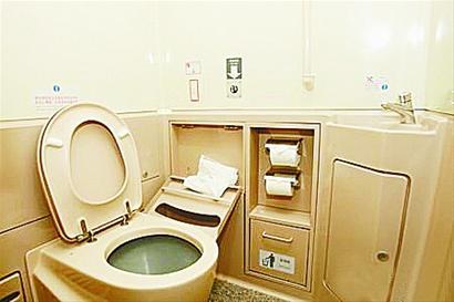 动车卫生间。资料图