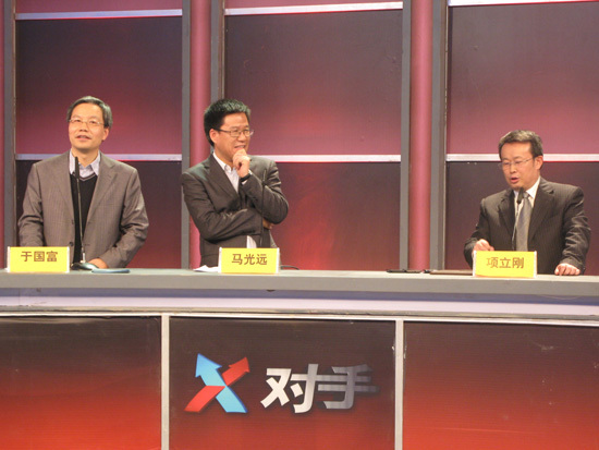 在《对手》节目现场红方嘉宾