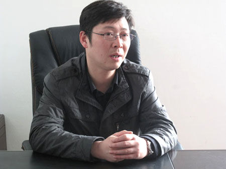 好视佳南京龙江店加盟商贾靖