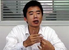 魅族创始人黄章