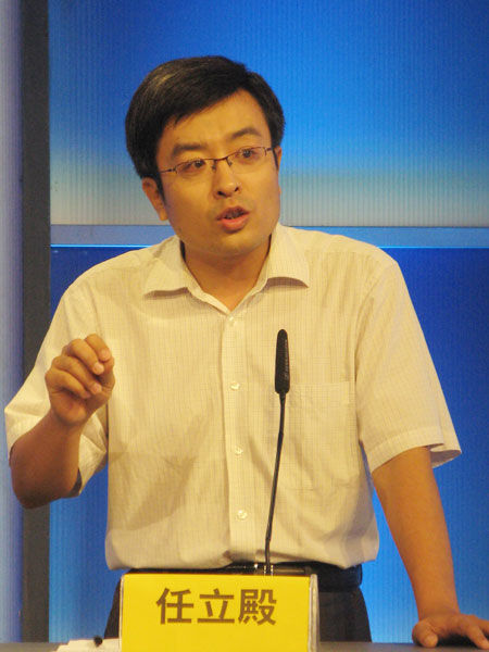 新浪财经编委任立殿