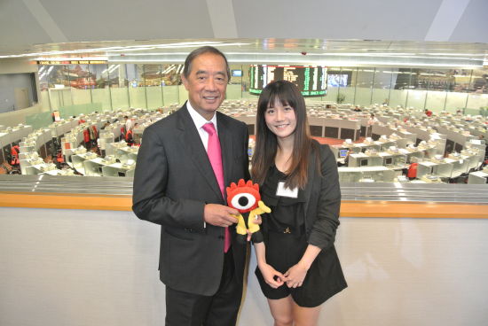 　　夏佳理说，自己一路走来得到过许多亲朋好友的支持和帮助，“要对很多人大声说谢谢”，此外最重要的还是要努力，并且在面对竞争时要一直相信自己。（图片来源：新浪财经）