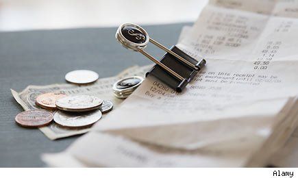 在经济萧条、就业困难的时候，通过在费用报表上做手脚来占雇主便宜可能并不是最明智的举动——美国网络媒体《赫芬顿邮报》今天就刊登了一些著名案例，“以儆效尤”。