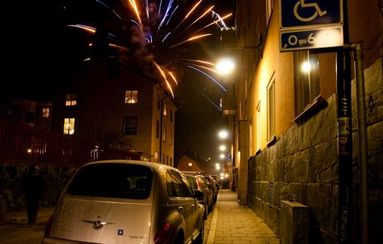 老牌烟花公司由位于中国广西的熊猫烟花所收购。不知道今天的瑞典人拿着金蓝色烟花进行庆祝那些传统的节日时，会不会有一些伤感。