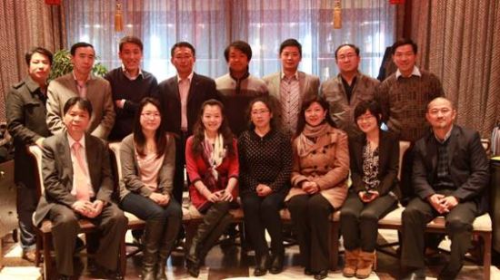 (评审会部分代表合影)