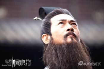 郑少秋在电影《忠烈杨家将》的扮相。来源 新浪娱乐