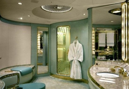 浴室当然也要极尽奢华。