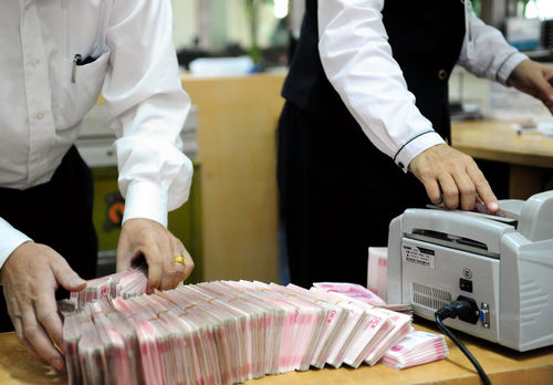 　　造成中国M2/GDP较高的原因众多，既有经济货币化的需要，也与中国居民储蓄率高、国际收支双顺差、间接融资比重过高、企业留存收益较低等综合因素有关。