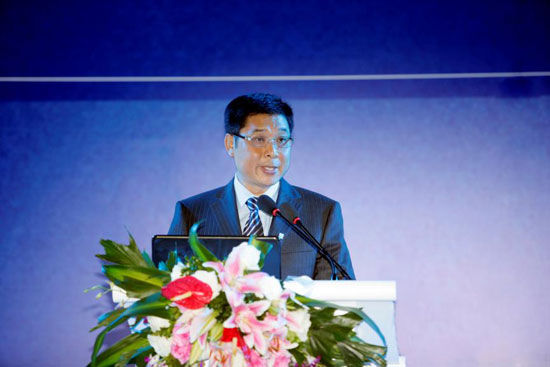 图8，EMBA 22期新生代表、安徽省高速地产集团有限公司总经理、党委副书记、董事杨青云发言