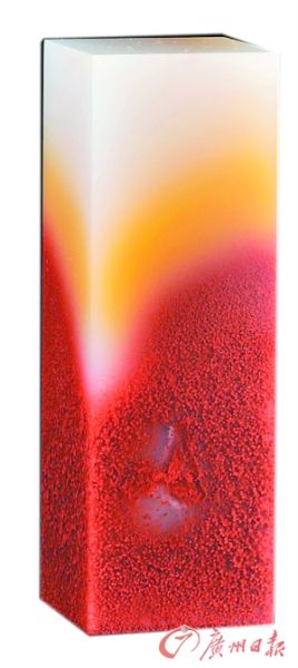 三彩水洞高山石素方章，69万元