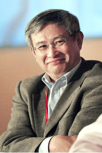 图为北京大学国家发展研究院教授周其仁