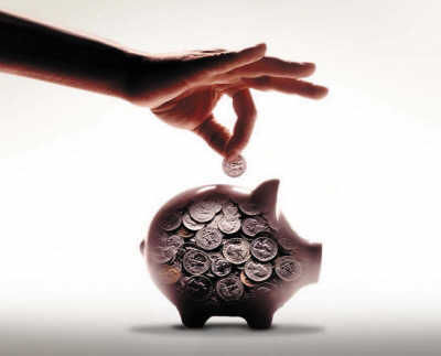 　　如果未来几年夫妻二人职业发展较好，可考虑出售、出租房，将售房款作为首付再按揭购入新房(不限购的情况下)，并将现住房出租获取更高租金收入。