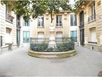 巴黎市内小区图。