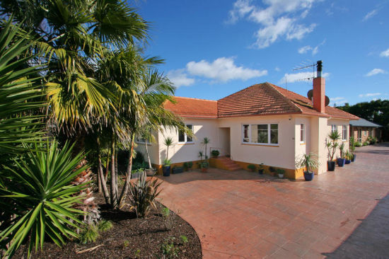 奥克兰郊区房屋图