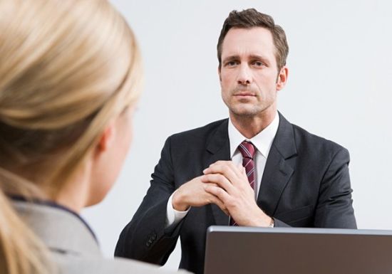 　　要让老板明白，他支持你是件双赢的事情。只有站在老板立场上出发的那些理由，才能够打动他。