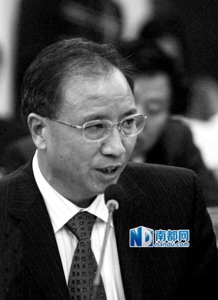   2008年3月，朱思宜作为第十一届全国人大代表发言。南方日报记者 王辉 摄