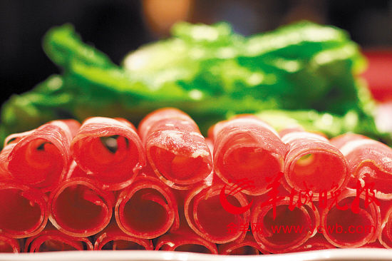 诱人的羊肉卷里有多少是羊肉 东方IC供图 