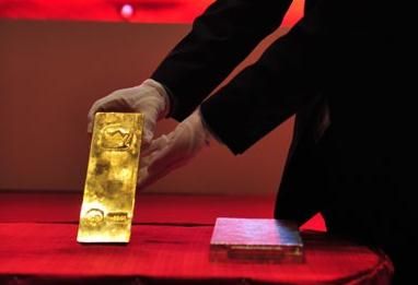 同规格12.5公斤（25斤）重的标准金条