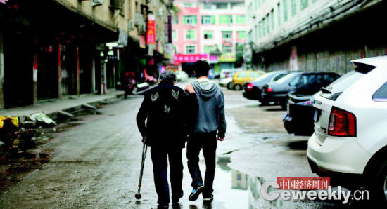 从养老方式来看，超过90%的老人选择居家养老。《中国经济周刊》记者 肖翊I摄