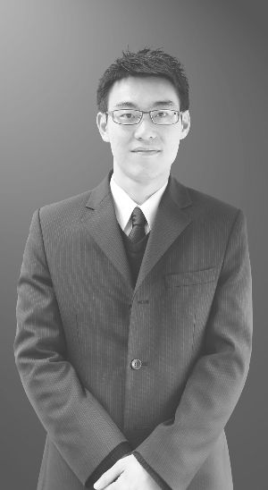 张仲维，中国台湾政治大学国际财务管理硕士毕业，华润元大信息传媒科技（TMT）基金拟任基金经理，曾任元大宝来新兴消费商机基金经理。