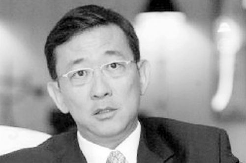 台湾远东航空前董事长崔涌涉嫌掏空公司