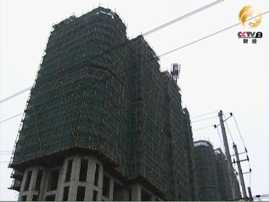 库存量暴增推动房价下跌，开发商资金链断裂是真正原因所在