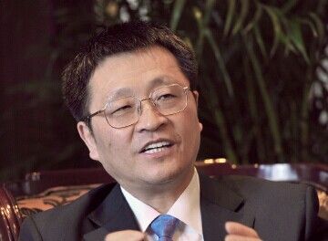 　　葛红林：当前最紧迫的任务是全力确保完成年初确定的目标任务，亏损企业要减少“出血量”和“出血点”。