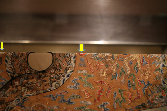 “日”——太阳 “月”——月亮