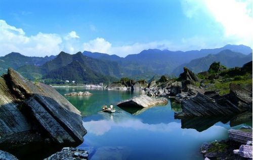 小南海水电站的闹剧与真相