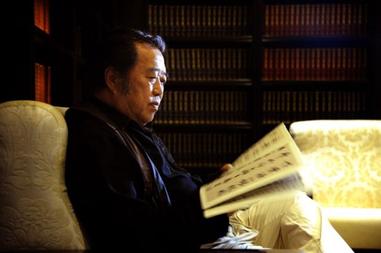 塔常超，书法家，中国人民大学客座教授、中国人民大学金融艺术研究所研究员。