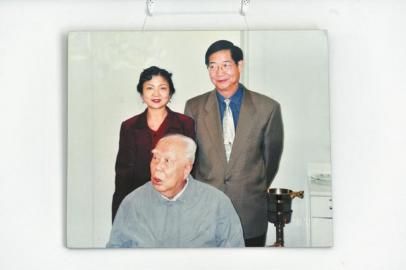 万里外甥忆舅舅:为修铁路紧急调动专列运水泥_手机新浪网