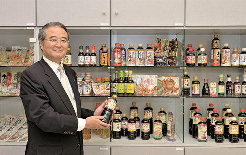 龟甲万公司总裁堀切功章