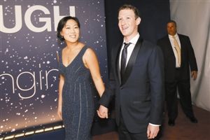 Facebook创始人马克·扎克伯格和妻子普里西拉·陈 路透社发