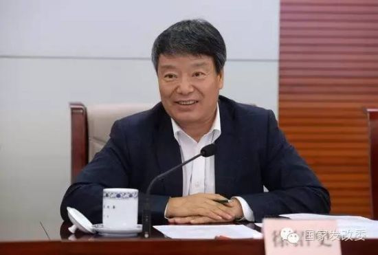 经济体改联席会议:优先出台一批重大牵引作用改革举措_手机新浪网