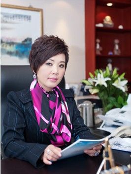 图为方正集团原总裁余丽。（资料图）