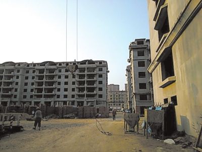 图为适园雅居小区，已建起13栋住宅楼。（图片来源：正义网）