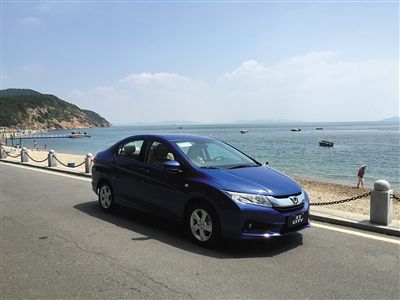 上周，广汽本田全新锋范宣布上市，共推出7款车型，售价7.98万-11.98万元，新车将目标客户群体瞄准了85后年轻族群。另据了解，老款锋范将改名锋范经典，与全新锋范同堂销售。