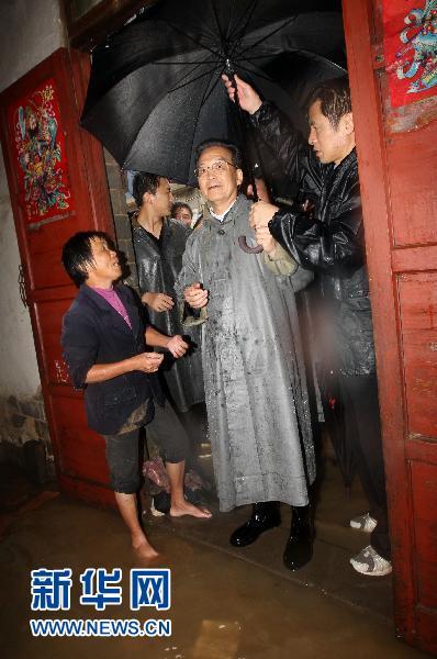 温家宝总理在湖南考察防汛抗洪工作侧记_手机新浪网