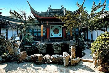　　<b>古代只有二手房买卖，倒腾房地产多为玩票</b>