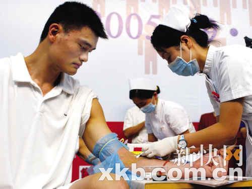 　　■姚明喜欢身体力行支持公益事业。