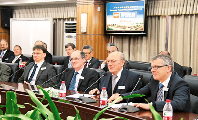 　　德国享誉国际的内燃机专家汇聚玉柴