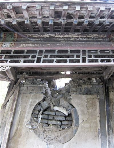 图为9月30日拍摄的位于北京朝阳门南小街的清代私家园林莲园内的建筑现状。新华社记者 李文 摄