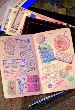 　　<b>消费者有话说：事件曝光后仍拒退团费</b>