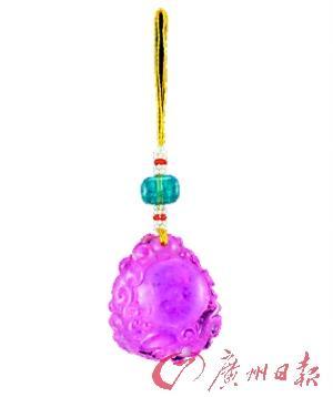 　　各色碧玺与欧泊首饰