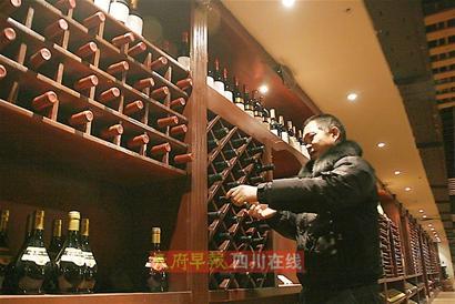成都藏酒客大增