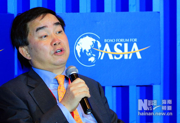 　　4月2日，耶鲁大学金融学教授陈志武在发言。