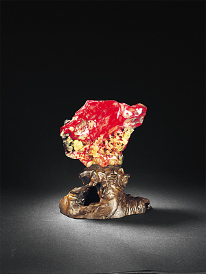 巴林鸡血石血王摆件 