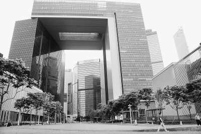 　　图为香港特区新政府总部大楼。