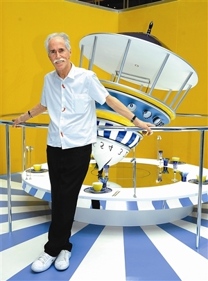 　　Hilton McConnico的设计有不少成为世界各地博物馆的永久藏品。